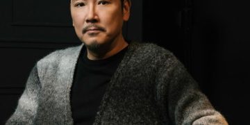 Солонгосын хахир нийгмийн "оршуулга” буюу жүжигчин Чо Жин Вуний шийдвэр