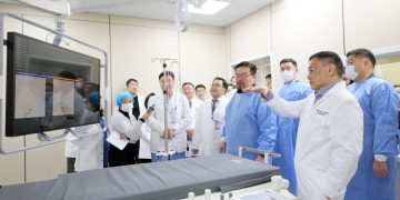 Хавдар судлалын төв мэс заслын эмчилгээнд робот ашиглана