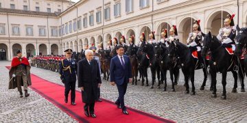 Ерөнхийлөгч У.Хүрэлсүхийг Италийн Ерөнхийлөгч Сэржо Маттарэлла албан ёсоор угтаж авлаа