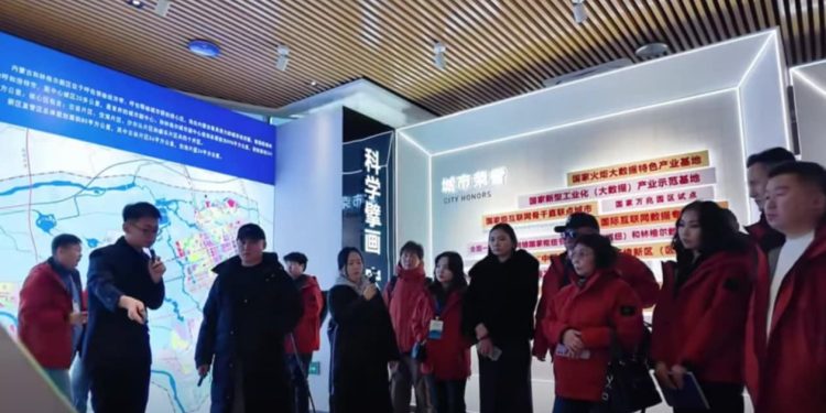 Хятадын “Үүлэн тооцооллын хөндий” эдийн засгийн хөгжлийг дэмжиж байна