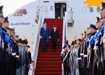 Ерөнхийлөгч У.Хүрэлсүх төрийн айлчлал хийхээр Италид хүрэлцэн очлоо