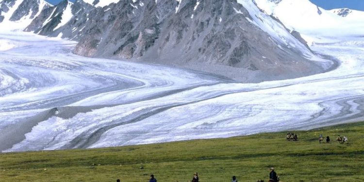 Хууль зөрчиж казах болгосон газрын монгол нэршлийг сэргээнэ