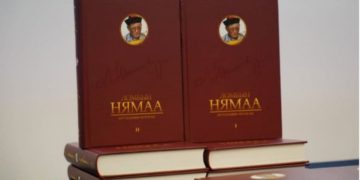 Соён гэгээрүүлэгч, яруу найрагч Л.Нямаагийн “Бүтээлийн чуулган-I,II” хос ботийн нээлт боллоо