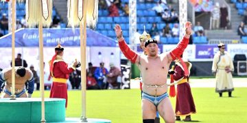 Н.Өсөхбаярын цолыг хураах саналыг хоёр сарын өмнө Ерөнхийлөгчид хүргүүлжээ