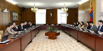 Байнгын хороодын дарга нар Дэлхийн банкны төлөөлөгчидтэй уулзлаа