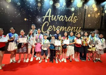 Өмнөговийн сурагчид Зүүн өмнөд Азийн математикийн олимпиадаас 13 медаль хүртлээ