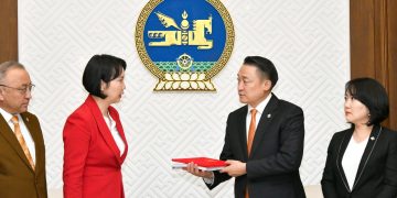 Хөдөө аж ахуйн тухай хуулийн төслийг өргөн мэдүүллээ