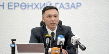 С.Цогтнаран: Дубай руу зөвшөөрөлгүй явсан татварын дарга нарт хариуцлага тооцно