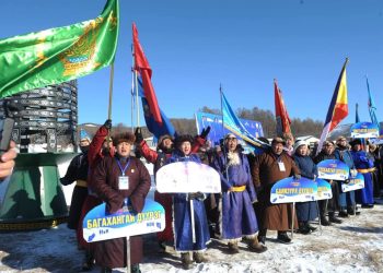 Монголын үндэсний спортын өвлийн наадам нээлтээ хийлээ