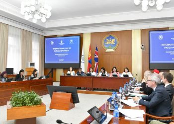 "Жендэрийн тэгш байдал” сэдвээр гурван талт хэлэлцүүлгийг зохион байгууллаа