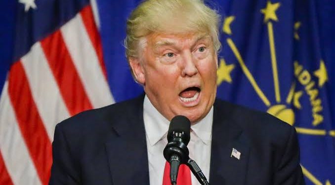 Трамп: Венесуэлийн Ерөнхийлөгч Мадурог эхнэрийн хамт баривчилж, энэ улсаас гаргасан