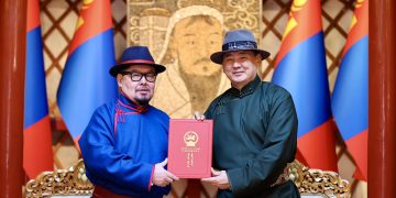 Ерөнхийлөгч У.Хүрэлсүх уламжлалт анагаах ухааныг хөгжүүлэх тухай зарлиг гаргалаа