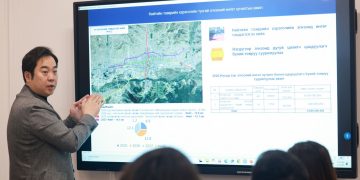 А.Баяр: Зах, худалдааны төвүүдийг уртасгасан цагаар ажиллуулахыг судалъя