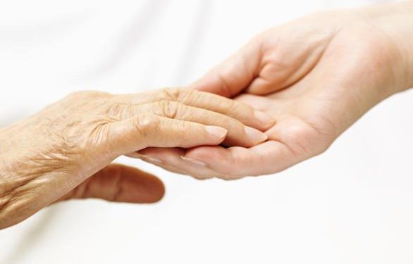 Монгол Улсад 100 болон түүнээс дээш настай нийт 166 өндөр настан байна