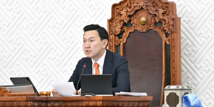 Н.Учрал: Улс төрийн тоглоом улс орны шоглоом болох ёсгүй