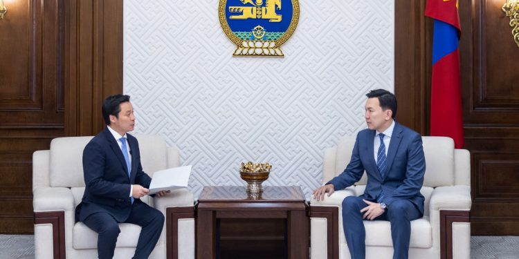 УИХ-ын гишүүнийг эгүүлэн татах хуулийн төслийн өргөн барилаа