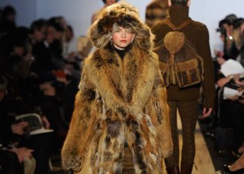 "Michael Kors" бүтээлдээ амьтны жинхэнэ үсийг ашиглахгүй!