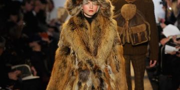 "Michael Kors" бүтээлдээ амьтны жинхэнэ үсийг ашиглахгүй!