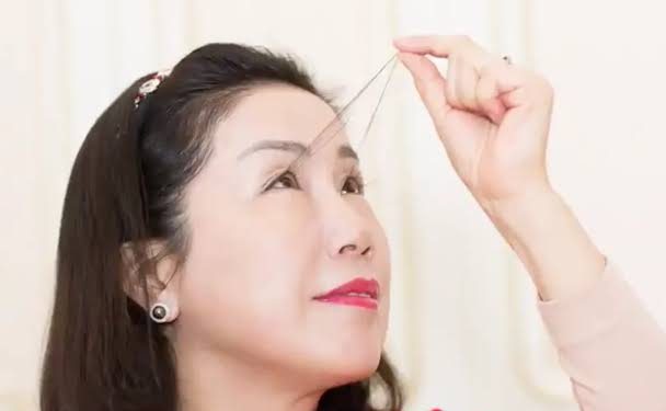 Дэлхийн хамгийн урт сормуустай хүн