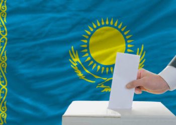 Казахстан Улс Үндсэн хуулиа өөрчилж, шинэчлэн баталлаа