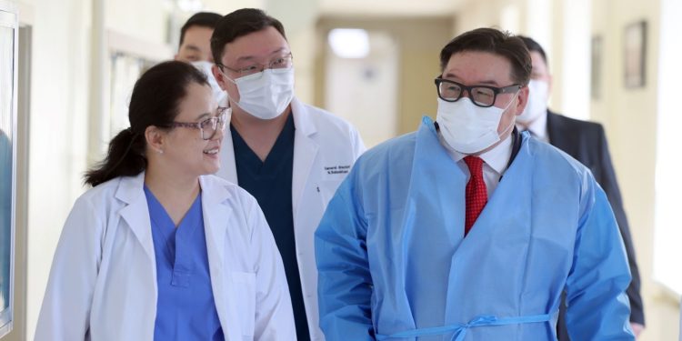 “Өргөө” амаржих газарт нэн шаардлагатай байгаа эхо аппаратны санхүүжилтийг шийдвэрлэлээ