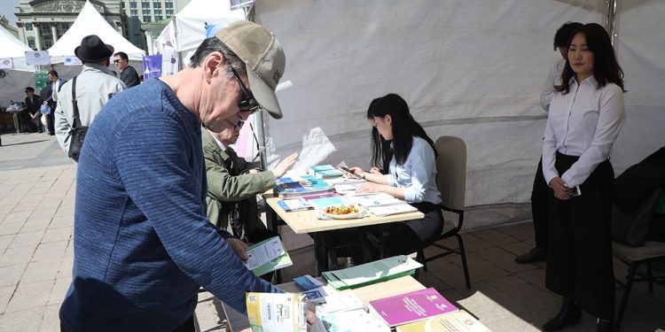 Хуульчид хохирсон иргэдэд үнэ төлбөргүй зөвлөгөө өгнө