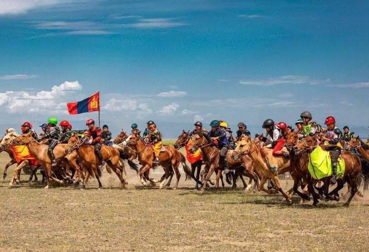 “Дүнжингарав-2026” морины уралдааны түрүүг 20 саяар байлна