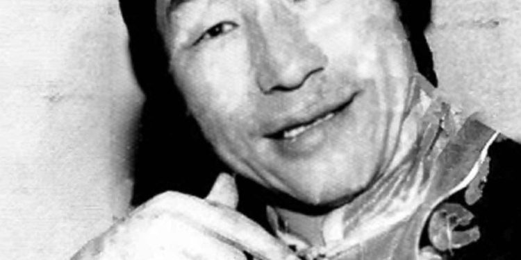 Дууныхаа үг болгоноор дуулж чаддаг байлаа...