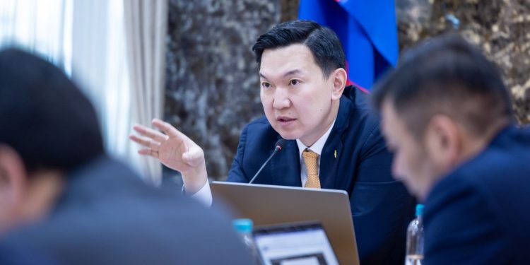 Иргэн, аж ахуйн нэгжийн татварын ачааллыг бууруулах татварын өөрчлөлтийг УИХ-д өргөн мэдүүлнэ