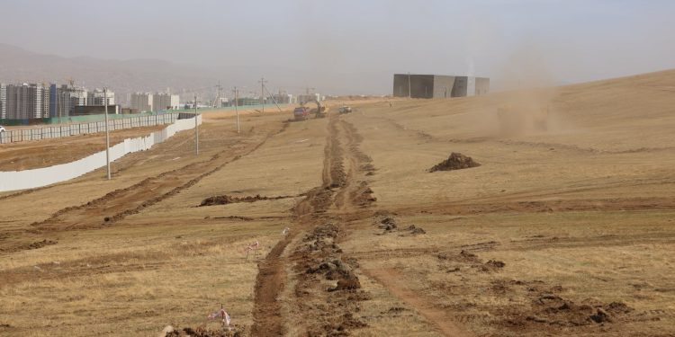 Нисэхээс Нүхт хүртэлх 2 км авто замын ажлыг эхлүүллээ