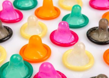 Ормузын хоолойн тээвэр саатсанаас бэлгэвчний үнэ нэмэгдэнэ