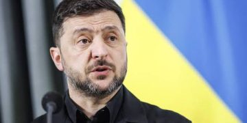 Зеленскийг Нобелийн энх тайвны шагналд нэр дэвшүүллээ