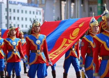Төрийн далбааны өдрийн цэргийн жагсаалд 8500 орчим алба хаагч оролцоно