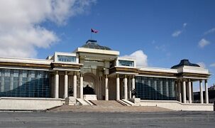 УИХ-ын үйл ажиллагаа, Төрийн ордонтой зургадугаар сард 11019 иргэн танилцжээ