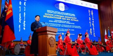 У.Хүрэлсүх: Монгол судлаачдын залгамж холбоог бэхжүүлэхэд онцгой анхаарах шаардлагатай