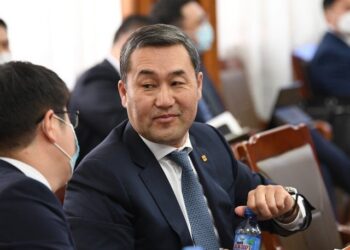 Сайд асан Н.Тавинбэх нарт холбогдох хэргийг ШҮҮХЭД ШИЛЖҮҮЛЛЭЭ