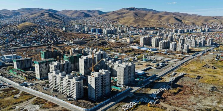 "Сэлбэ ухаалаг хот”-ын барилгууд энэ онд халаалтаа авна