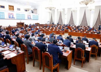 Төрийн худалдан авах ажиллагааны тухай хуулийн төслийн хэлэлцүүлгийг эхлүүлэв