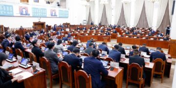 Төрийн худалдан авах ажиллагааны тухай хуулийн төслийн хэлэлцүүлгийг эхлүүлэв