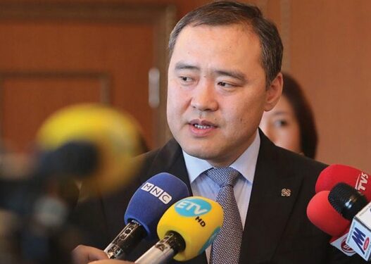 "Оюутолгойн ногдол ашгийг иргэдэд 100 хувь үнэ төлбөргүй эзэмшүүлэх" тогтоолын төсөлд санал авч эхэлжээ
